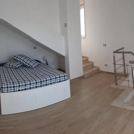 Casuzza A 200m Dalla بوزالو
